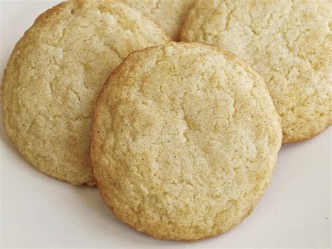 these-gluten-free-snickerdoodles-come-together-in image