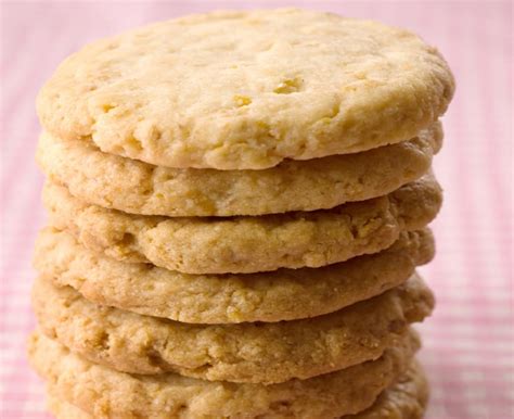 spice-cookies-recipe-with-sour-cream-daisy-brand image