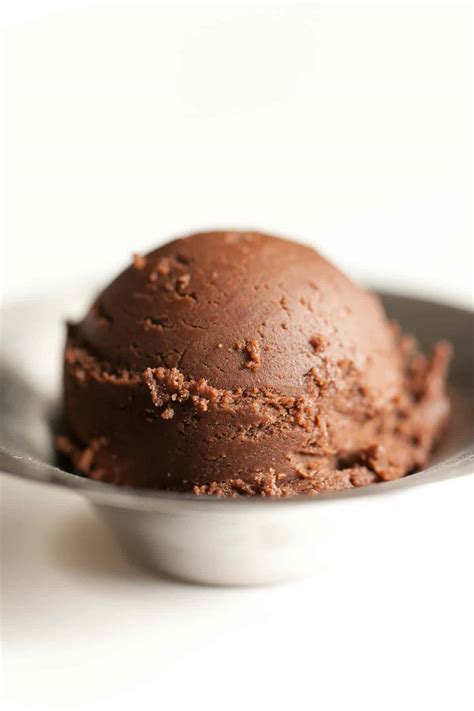 chocolate-gelato-recipe-gourmande-in-the-kitchen image