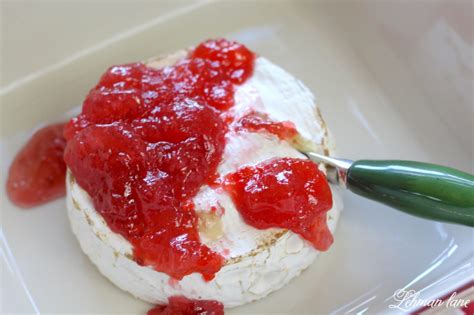 10-minute-simple-baked-brie-with-strawberry-jam image