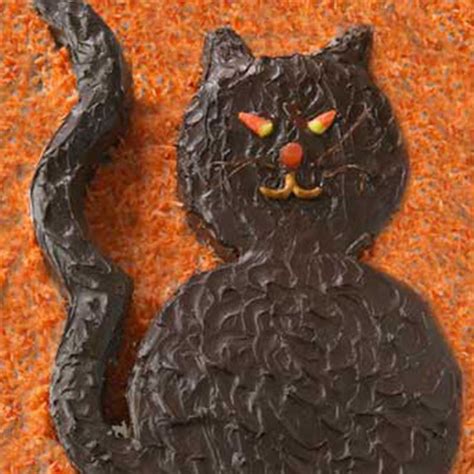 black-cat-cake-mccormick image