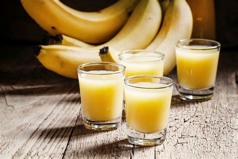 can-you-juice-a-banana-not-using-traditional-methods image