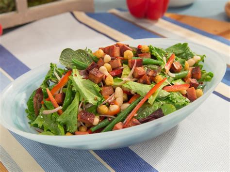 fresh-bean-salad-with-roasted-chickpeas-crispy image