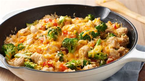 one-pot-cheesy-chicken-rice-and-broccoli image