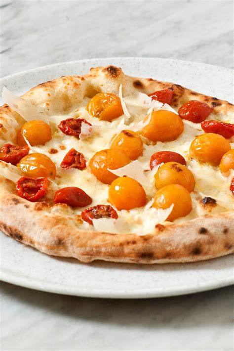 cheese-and-tomato-pizza-recipe-great-italian-chefs image