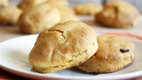 sweet-potato-bacon-biscuits-recipe-tablespooncom image