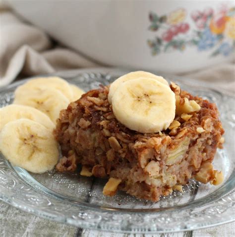 banana-bread-oatmeal-bars-my-incredible image