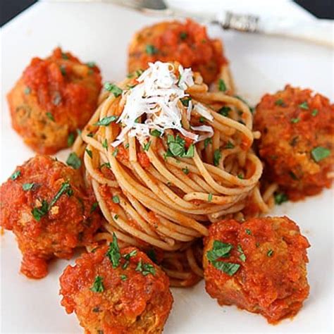 cannellini-bean-vegetarian-meatballs-with-tomato image
