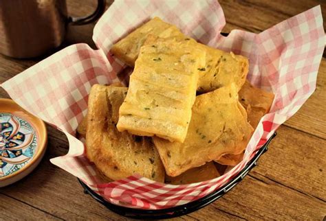 panelle-sicilian-chickpea-fritters-mangia-bedda image