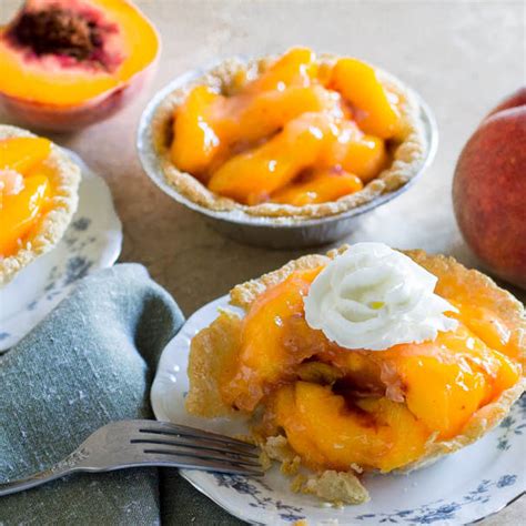individual-fresh-peach-tarts-the-joy-of-an-empty-pot image