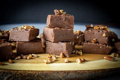 easy-fudge-recipe-3-minutes-in-microwave-two image