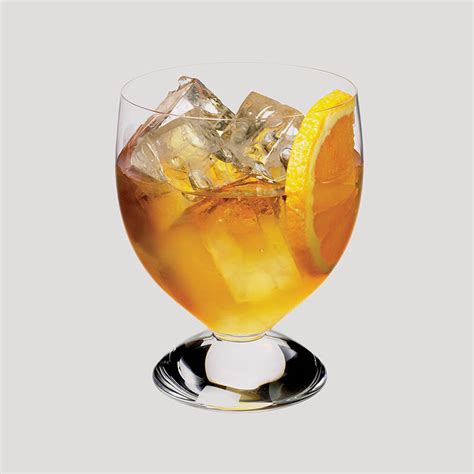 gin-and-it-cocktail-recipe-diffords-guide image