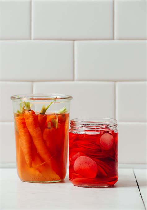 quick-pickled-carrots-minimalist-baker image