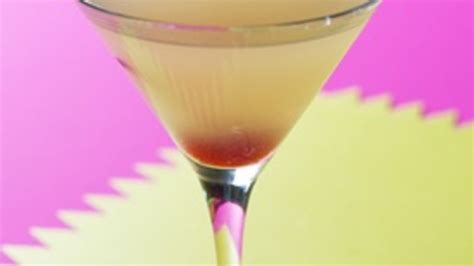 flirtini-cocktail-recipe-tablespooncom image