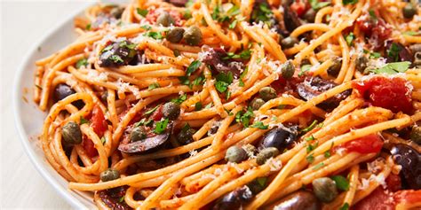 best-pasta-puttanesca-recipe-how-to-make-pasta-puttanesca image