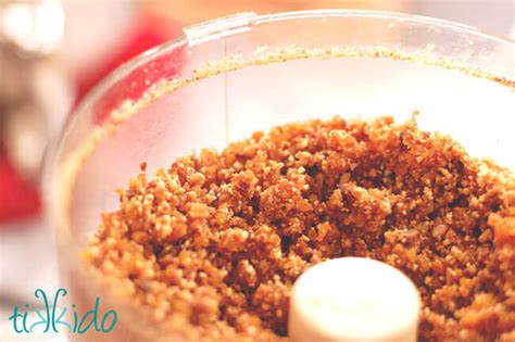 sugar-plum-recipe-for-christmas-tikkidocom image