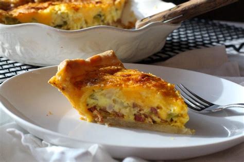 hatch-green-chile-quiche-with-bacon-cooking-on-the image