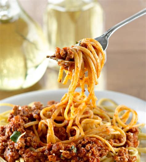 the-best-homemade-spaghetti-sauce-with-meat image