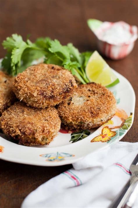 spicy-tuna-fish-cakes-with-coriander-and-chillies image