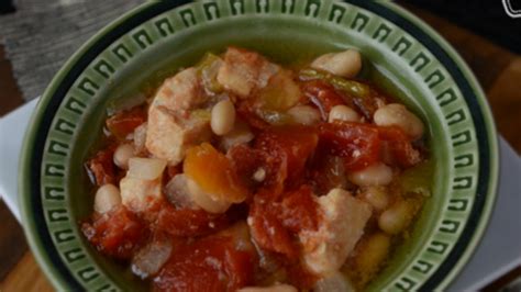 slow-cooker-white-bean-chicken-chili-dump-and-go image