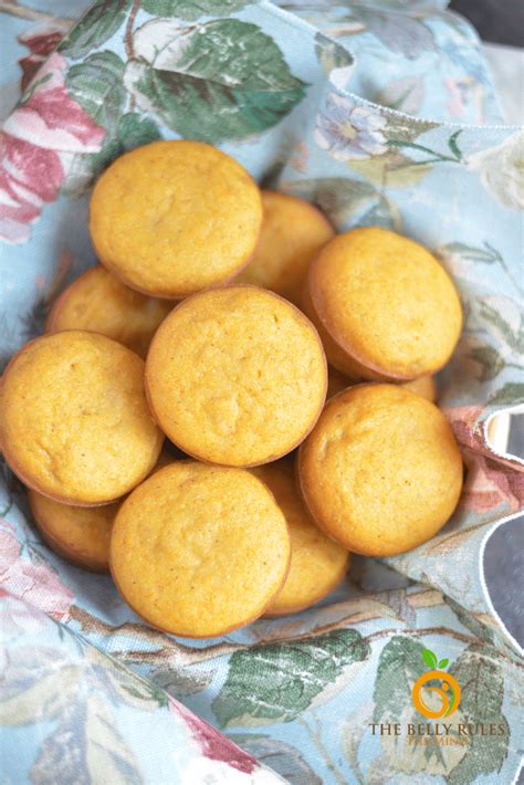 vegan-cornbread-muffins-recipe-thebellyrulesthemind image