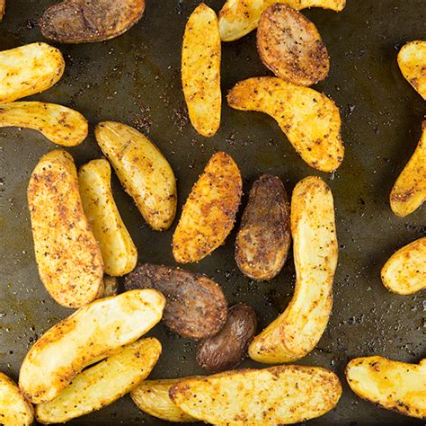 easy-oven-roasted-fingerling-potatoes image