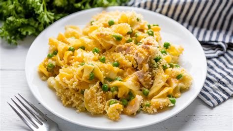 the-best-tuna-casserole-the-stay-at-home-chef image