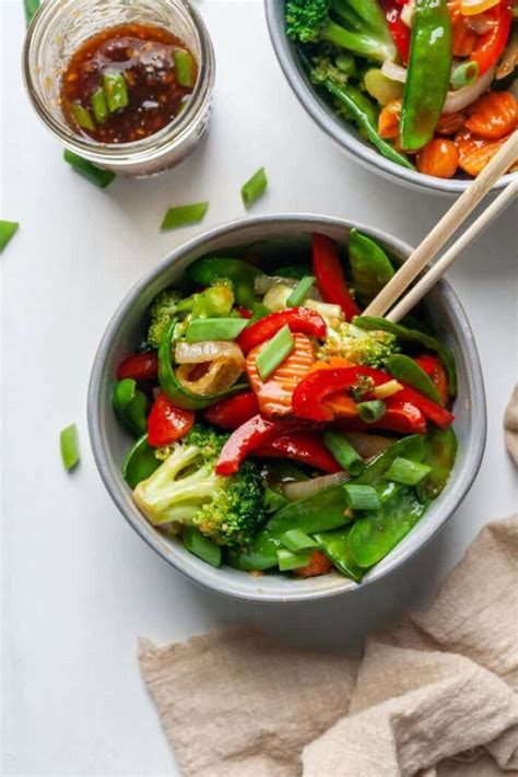pad-pak-thai-stir-fried-vegetables-organically-addison image