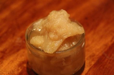 a-pear-vanilla-compote-recipe-for-fall-organic image