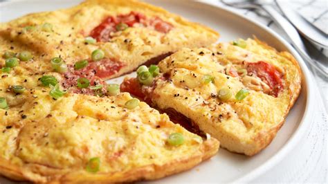 tomato-egg-breakfast-easy-recipe-the-worktop image