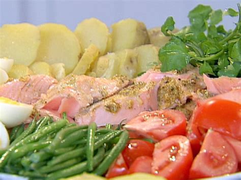 roasted-salmon-nicoise-platter-recipe-food-network-uk image