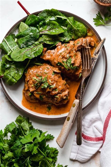 chicken-and-shallots-in-red-wine-vinegar-poulet-au image
