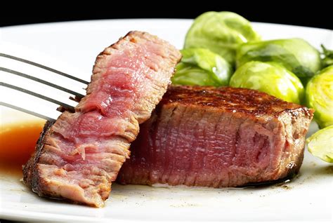 beef-tenderloin-with-horseradish-sauce-fareway image