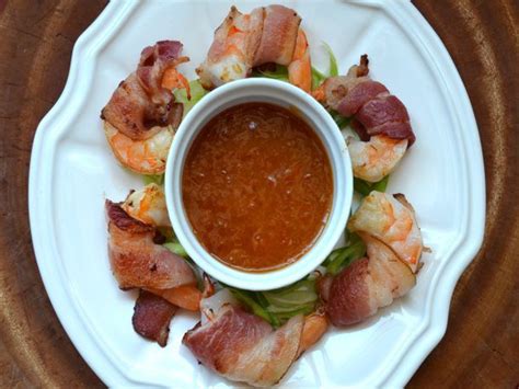 bacon-wrapped-shrimp-cocktail-with image