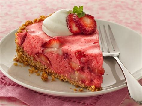 fluffy-strawberry-pie-with-pretzel-crust-all-food image