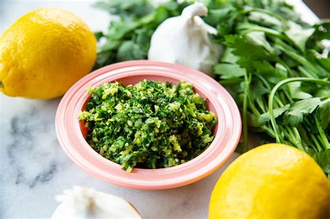 classic-italian-gremolata-recipe-3-ingredient-parsley image