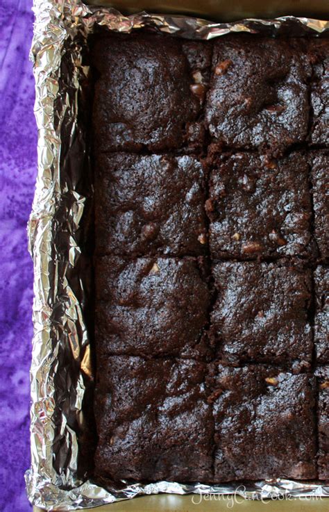 whole-wheat-brownies-easy-healthy-brownies-jenny image
