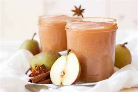 3-minute-sugar-free-instant-pot-pear-applesauce image