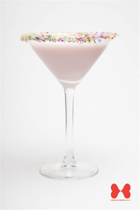 raspberry-ripple-cocktail-recipes-raspberry-vodka image
