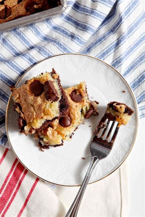 how-to-make-ooey-gooey-bars-cheesecake-brownie image
