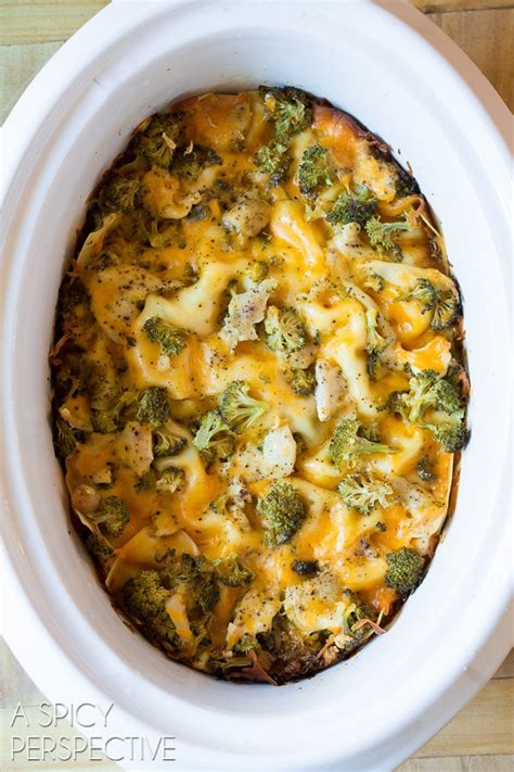 chicken-broccoli-slow-cooker-lasagna-delallo image