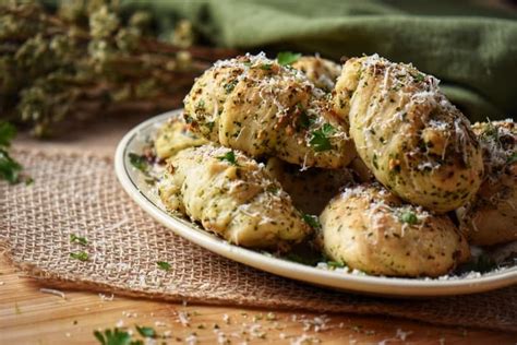 garlic-knots-recipe-with-leftover-pizza-dough-she-loves image