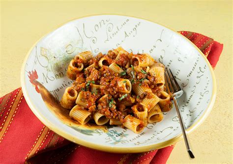 pasta-with-lentil-bolognese-italian-food-forever image