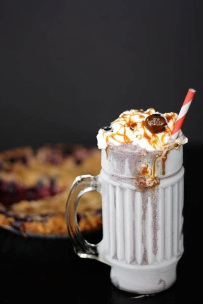 blueberry-crumb-pie-milkshake-recipes-faxo image