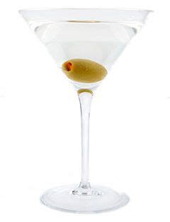 how-to-drink-martinis-with-steak-best-drinks-with-steak image
