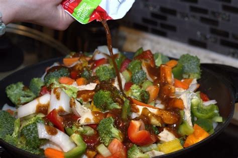 dinner-ideas-quick-and-easy-sesame-chicken-stir-fry image