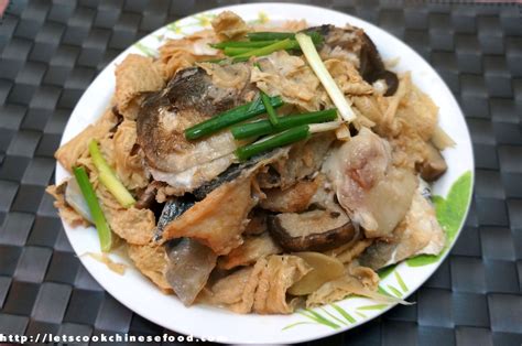 chinese-recipe-braised-fish-head-with-bean-curd-stick image