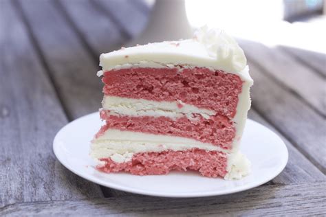 cake-desserts-heavenly-strawberry-cake image