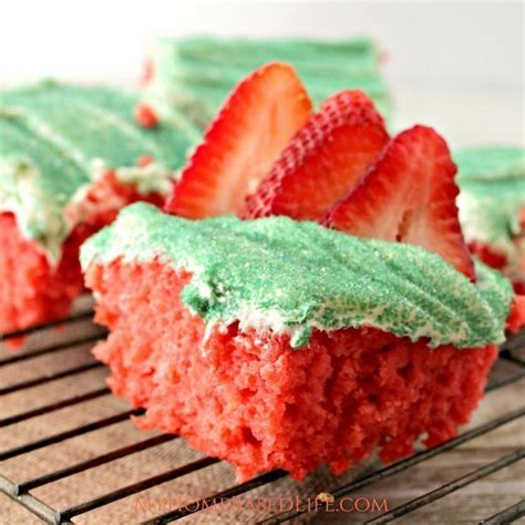 simple-strawberry-jello-cake-recipe-video-my image