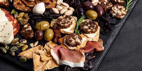 50-valentines-day-charcuterie-board image